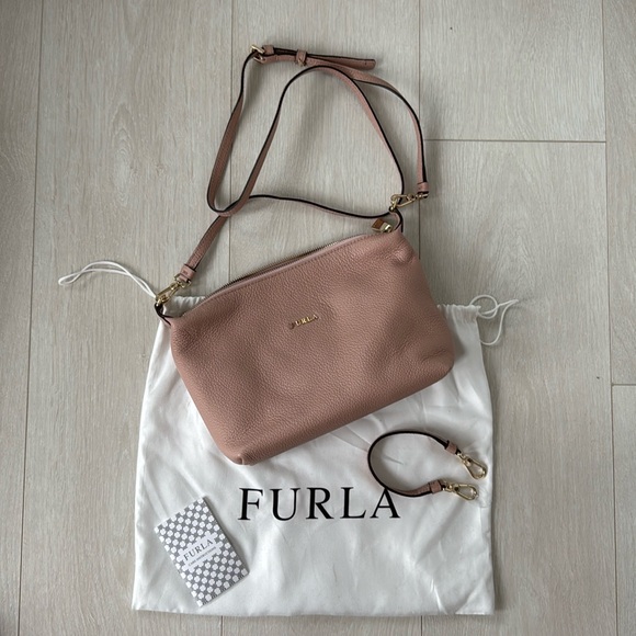 Furla Sophie Removable Strap Crossbody Moonstone Pink Leather Bag - Picture 1 of 4
